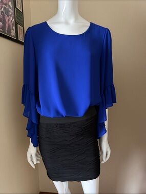Joseph Ribkoff,Women’s Royal Blue Ruffled Sleeve Blouse, size 8